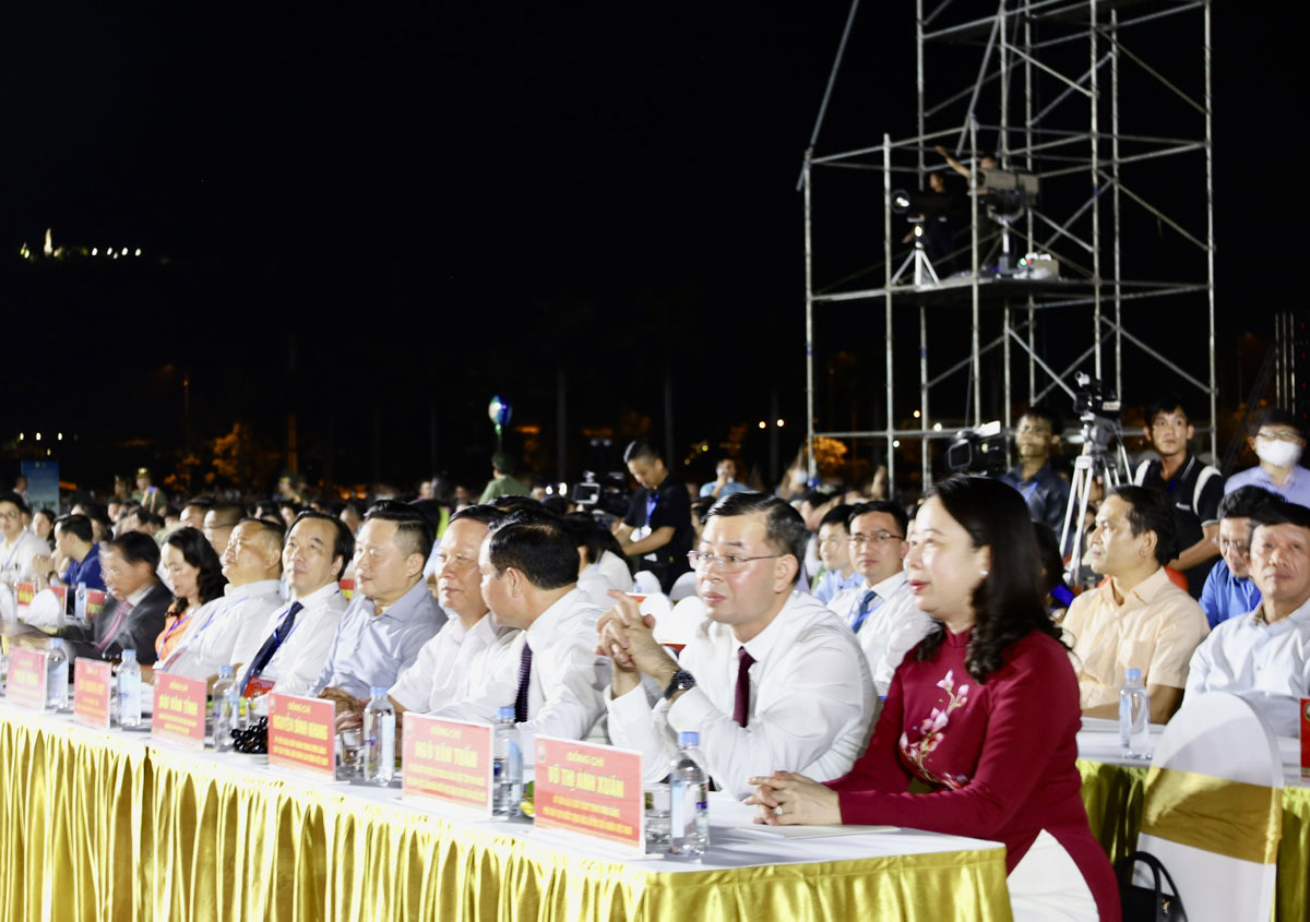 Chương trình nghệ thuật “Hòa Bình - Thanh âm xứ Mường” và Carnival năm 2022